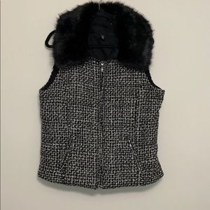 White house black market vest